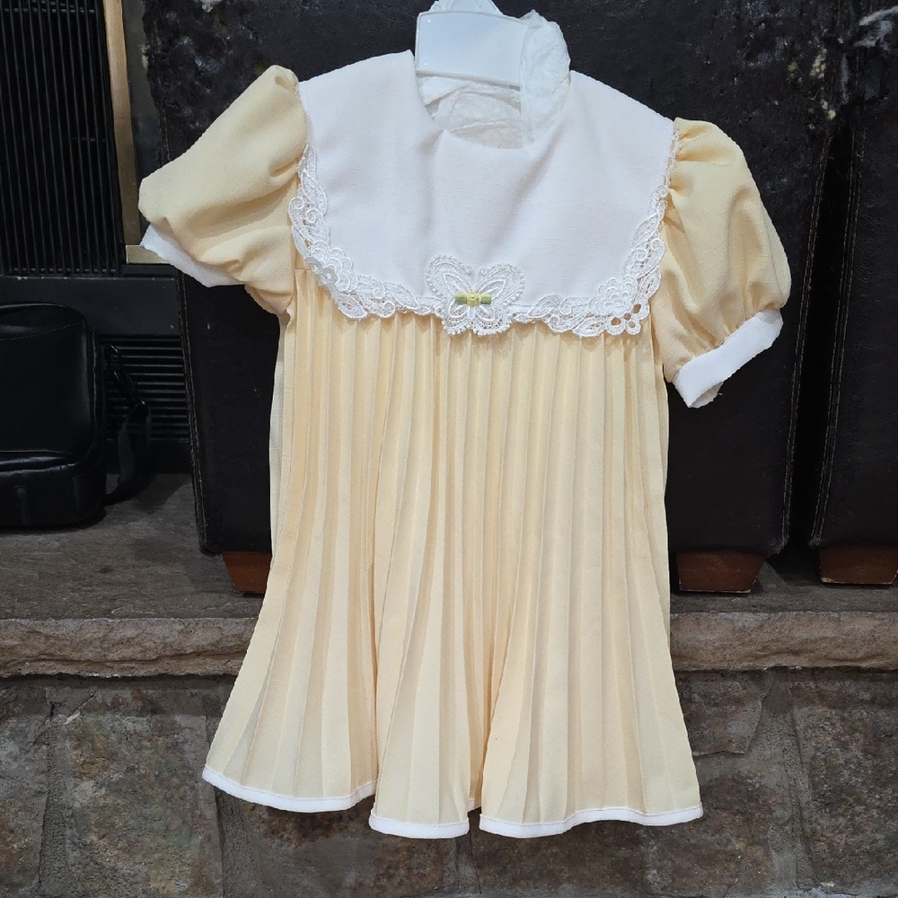 Youngland Cream and White Lace Kids Blouse